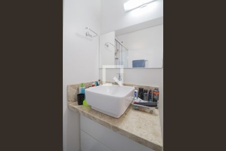 Casa à venda com 330m², 4 quartos e 3 vagas Casa à venda com 330m², 4 quartos e 3 vagasBanheiro do Quarto 3