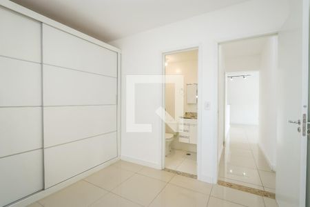 Suite de apartamento para alugar com 3 quartos, 70m² em Parque Assuncao, Taboão da Serra