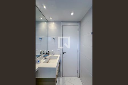 Apartamento à venda com 170m², 3 quartos e 3 vagasBanheiro da Suíte 2