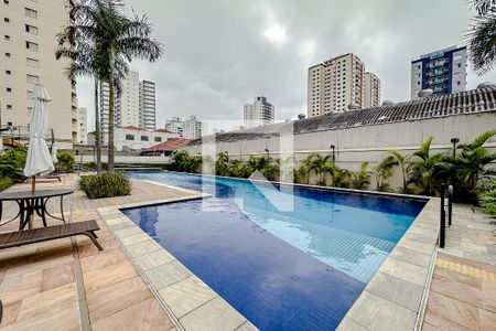 Apartamento à venda com 170m², 3 quartos e 3 vagasÁrea comum - Piscina