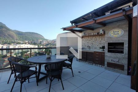 Apartamento à venda com 168m², 3 quartos e 2 vagasCobertura