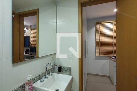 Apartamento à venda com 168m², 3 quartos e 2 vagasBanheiro da Suíte 3