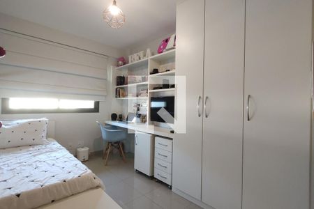 Apartamento à venda com 168m², 3 quartos e 2 vagasQuarto 2 - Armários