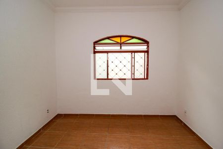 Casa à venda com 300m², 3 quartos e 2 vagasQuarto