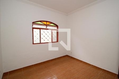 Casa à venda com 300m², 3 quartos e 2 vagasQuarto