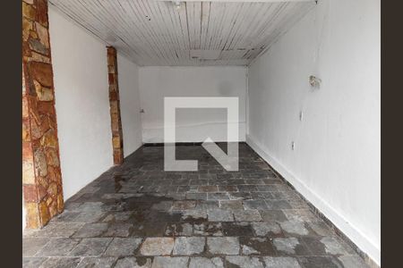 Casa à venda com 300m², 3 quartos e 2 vagasSacada