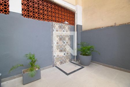 Apartamento à venda com 47m², 1 quarto e sem vagaÁrea comum - chuveiro do Playground