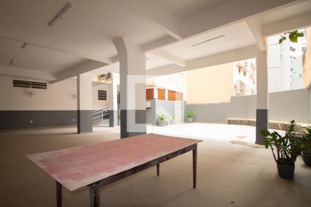 Apartamento à venda com 47m², 1 quarto e sem vagaÁrea comum