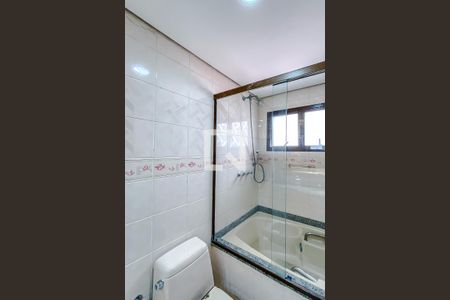 Apartamento à venda com 227m², 3 quartos e 3 vagasBanheiro da Suíte