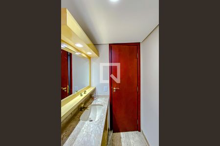 Apartamento à venda com 227m², 3 quartos e 3 vagasLavabo