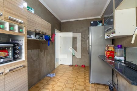 Casa à venda com 317m², 5 quartos e 4 vagas Casa à venda com 317m², 5 quartos e 4 vagasCozinha 2