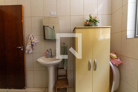 Casa à venda com 317m², 5 quartos e 4 vagas Casa à venda com 317m², 5 quartos e 4 vagasBanheiro 1