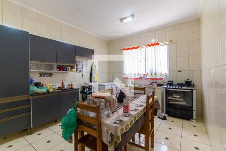 Casa à venda com 317m², 5 quartos e 4 vagas Casa à venda com 317m², 5 quartos e 4 vagasCozinha 1
