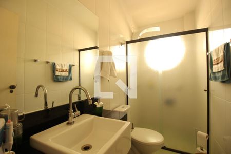 Apartamento à venda com 181m², 4 quartos e 4 vagasBanheiro