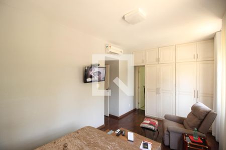 Apartamento à venda com 181m², 4 quartos e 4 vagasQuarto 4