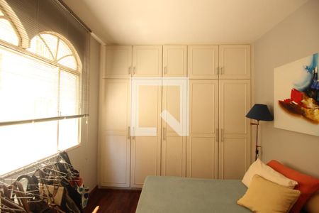 Apartamento à venda com 181m², 4 quartos e 4 vagasQuarto