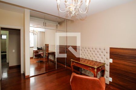 Apartamento à venda com 300m², 4 quartos e 3 vagasSala 