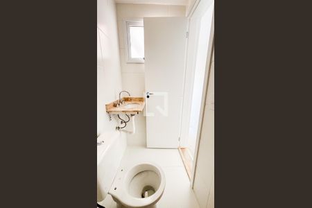 Apartamento à venda com 57m², 2 quartos e 1 vaga Apartamento à venda com 57m², 2 quartos e 1 vagaBanheiro da Suíte