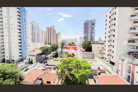 Apartamento à venda com 57m², 2 quartos e 1 vaga Apartamento à venda com 57m², 2 quartos e 1 vagaVaranda Sala - Sala de Jantar