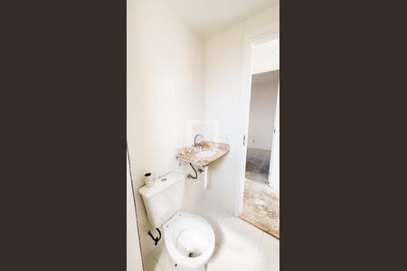 Apartamento à venda com 57m², 2 quartos e 1 vaga Apartamento à venda com 57m², 2 quartos e 1 vagaBanheiro