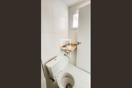 Apartamento à venda com 57m², 2 quartos e 1 vaga Apartamento à venda com 57m², 2 quartos e 1 vagaBanheiro da Suíte