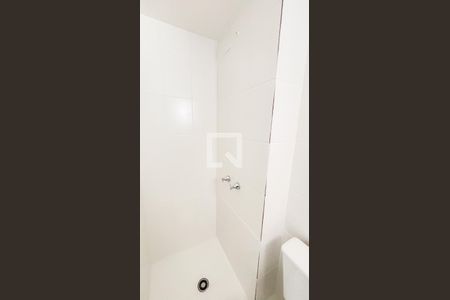 Apartamento à venda com 57m², 2 quartos e 1 vaga Apartamento à venda com 57m², 2 quartos e 1 vagaBanheiro da Suíte