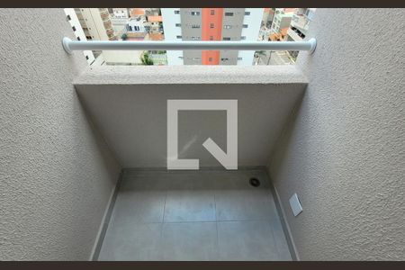 Apartamento à venda com 57m², 2 quartos e 1 vaga Apartamento à venda com 57m², 2 quartos e 1 vagaSacada