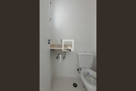 Apartamento à venda com 57m², 2 quartos e 1 vaga Apartamento à venda com 57m², 2 quartos e 1 vagaBanheiro da suíte