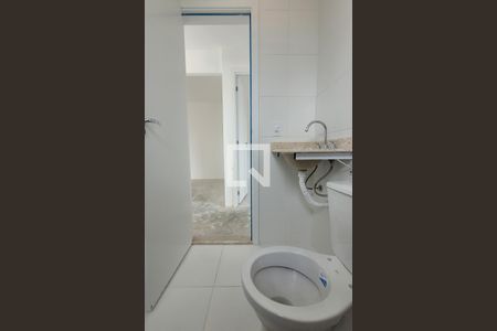 Apartamento à venda com 57m², 2 quartos e 1 vaga Apartamento à venda com 57m², 2 quartos e 1 vagaBanheiro