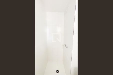 Apartamento à venda com 57m², 2 quartos e 1 vaga Apartamento à venda com 57m², 2 quartos e 1 vagaBanheiro da Suíte