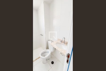 Apartamento à venda com 57m², 2 quartos e 1 vaga Apartamento à venda com 57m², 2 quartos e 1 vagaBanheiro