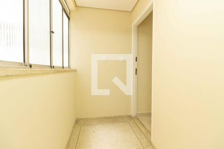 Apartamento à venda com 49m², 1 quarto e sem vaga Apartamento à venda com 49m², 1 quarto e sem vagaLavanderia