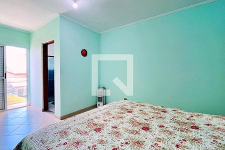 Casa à venda com 125m², 5 quartos e 2 vagas Casa à venda com 125m², 5 quartos e 2 vagasSuíte