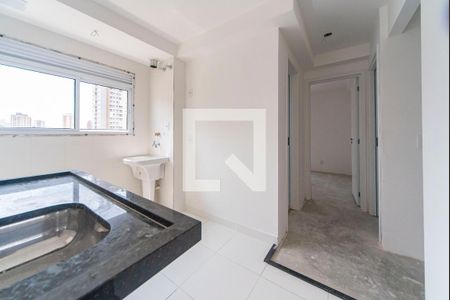 Apartamento à venda com 57m², 2 quartos e 1 vaga Apartamento à venda com 57m², 2 quartos e 1 vagaCozinha e Área de Serviço