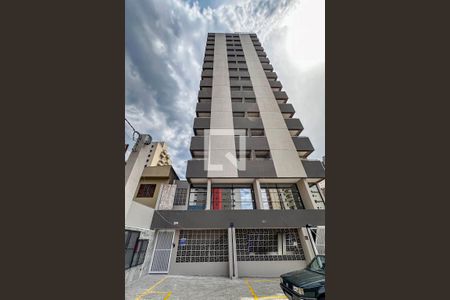 Apartamento à venda com 57m², 2 quartos e 1 vaga Apartamento à venda com 57m², 2 quartos e 1 vagaFachada e portaria