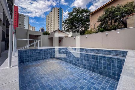 Apartamento à venda com 57m², 2 quartos e 1 vaga Apartamento à venda com 57m², 2 quartos e 1 vagaÁrea comum - Piscina