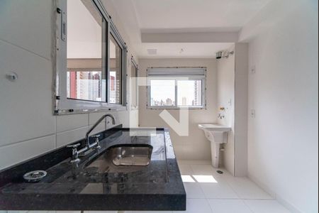 Apartamento à venda com 57m², 2 quartos e 1 vaga Apartamento à venda com 57m², 2 quartos e 1 vagaCozinha e Área de Serviço