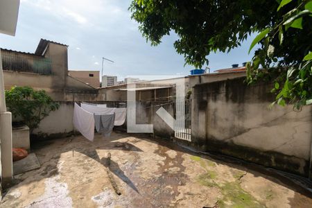 Casa à venda com 360m², 3 quartos e 6 vagas Casa à venda com 360m², 3 quartos e 6 vagasQuintal