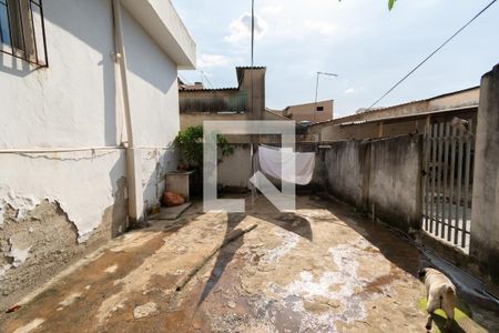 Casa à venda com 360m², 3 quartos e 6 vagas Casa à venda com 360m², 3 quartos e 6 vagasQuintal