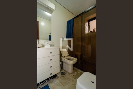 Apartamento à venda com 198m², 4 quartos e 4 vagasBanheiro da Suíte 3