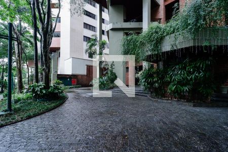 Apartamento à venda com 198m², 4 quartos e 4 vagasÁrea comum