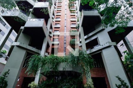 Apartamento à venda com 198m², 4 quartos e 4 vagasFachada