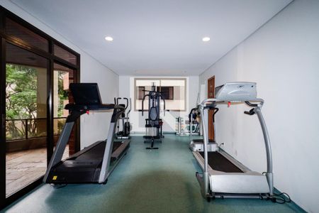 Apartamento à venda com 198m², 4 quartos e 4 vagasAr condicionado