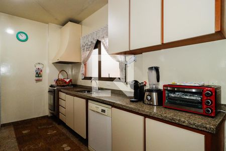 Apartamento à venda com 198m², 4 quartos e 4 vagasCozinha