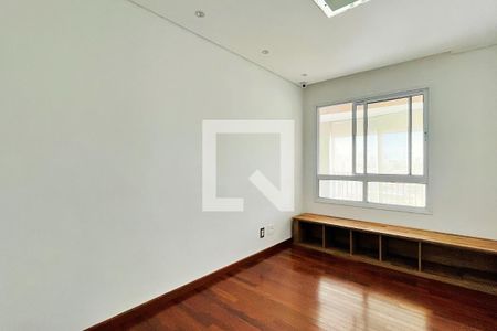 Quarto 1 de apartamento para alugar com 4 quartos, 194m² em Parque Renato Maia, Guarulhos