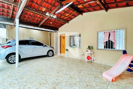 Casa à venda com 172m², 3 quartos e 2 vagas Casa à venda com 172m², 3 quartos e 2 vagasGaragem