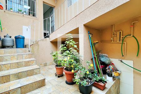 Casa à venda com 172m², 3 quartos e 2 vagas Casa à venda com 172m², 3 quartos e 2 vagasÁrea de Serviço - Casa 1