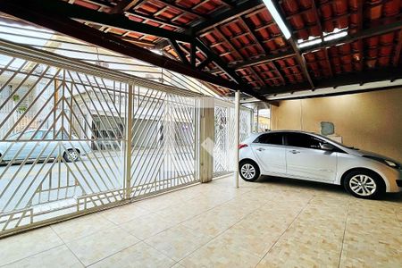 Casa à venda com 172m², 3 quartos e 2 vagas Casa à venda com 172m², 3 quartos e 2 vagasGaragem