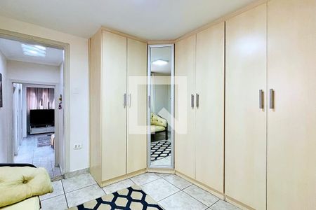 Casa à venda com 172m², 3 quartos e 2 vagas Casa à venda com 172m², 3 quartos e 2 vagasCloset do Quarto 2 - Casa 1