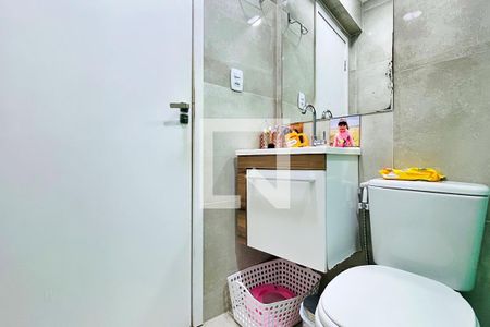 Casa à venda com 172m², 3 quartos e 2 vagas Casa à venda com 172m², 3 quartos e 2 vagasBanheiro da Suíte - Casa 2